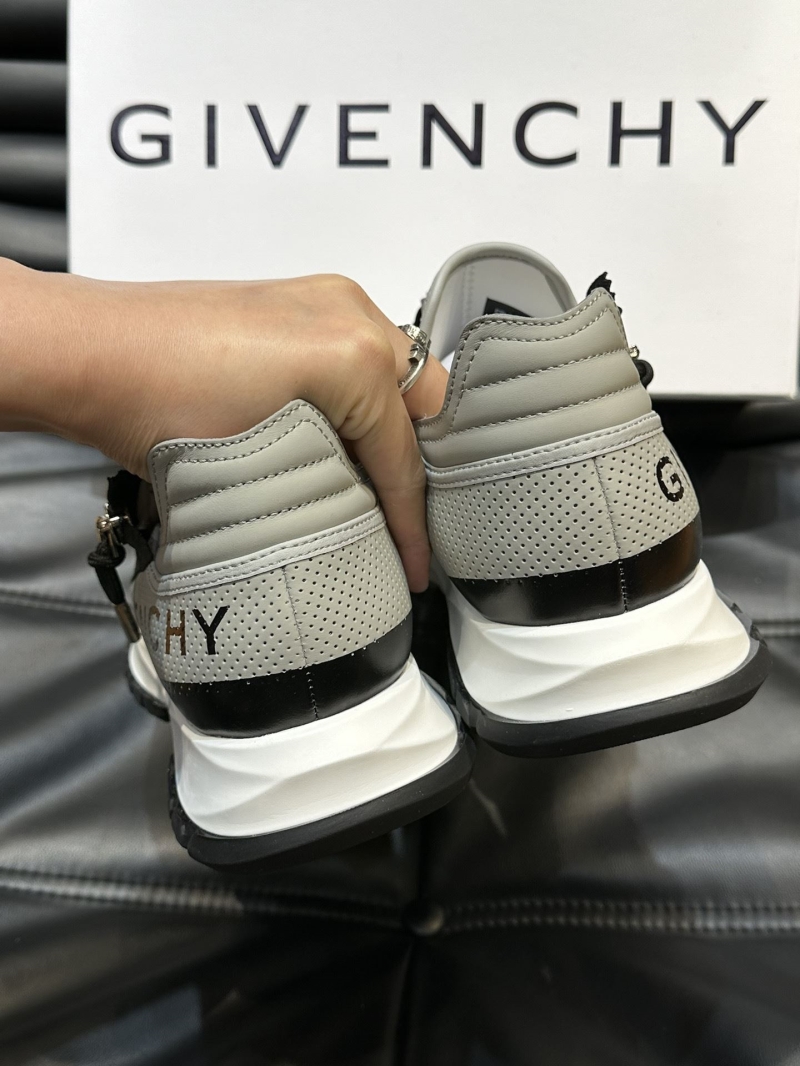 Givenchy Sneakers